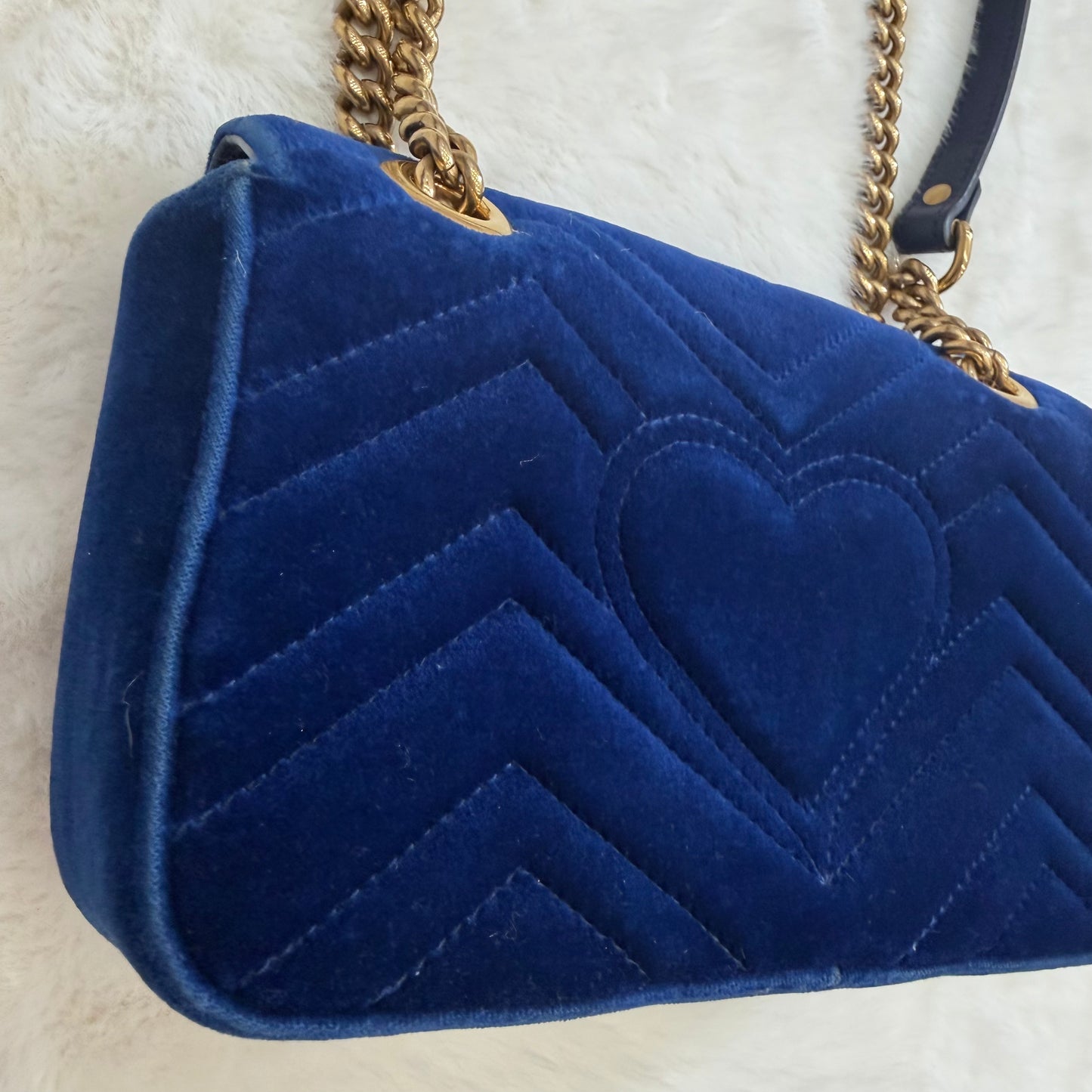 GUCCI Blue Marmont Quilted Crossbody/Shoulder Bag