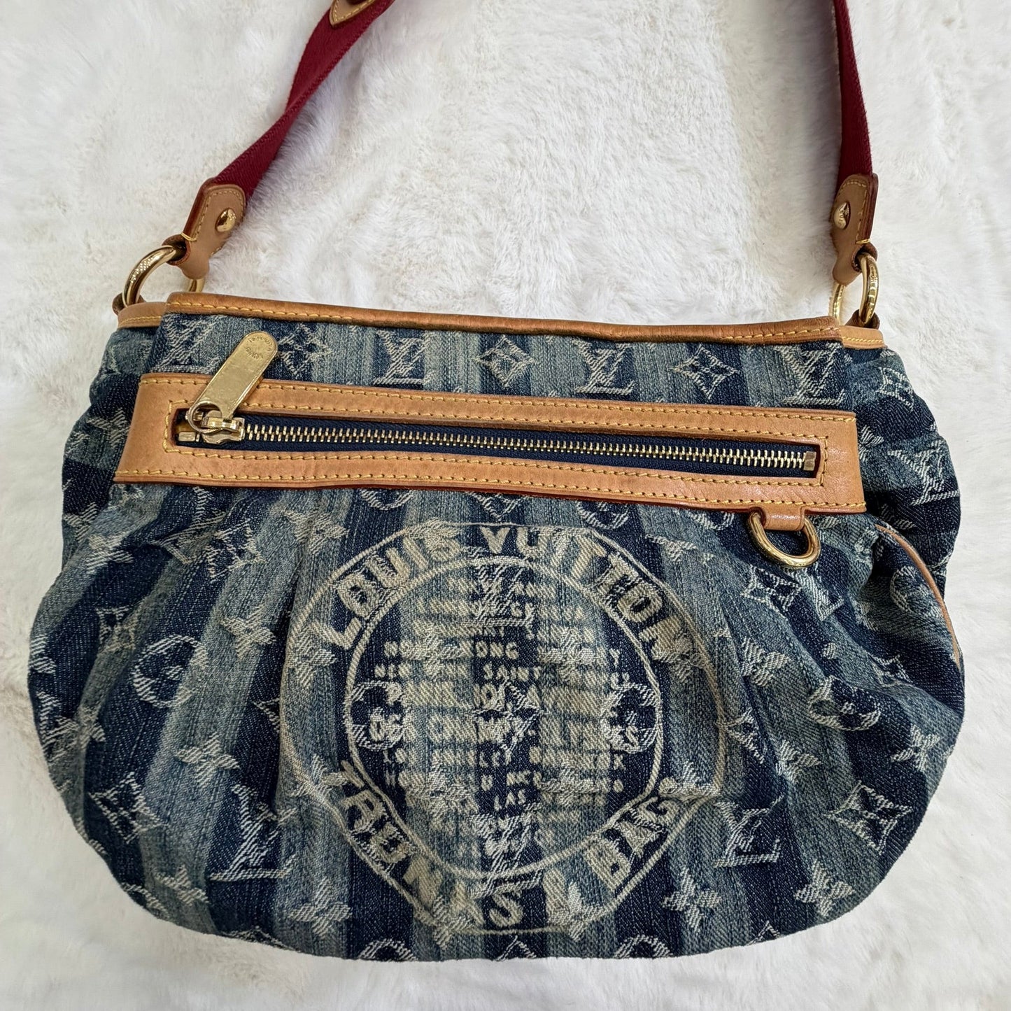 Louis Vuitton Denim Raye Porte Epaule MM shoulder/crossbody bag.