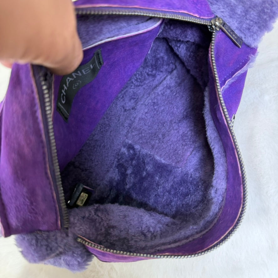 Chanel Purple Shearling and Suede Shoulder/Crossbody Bag