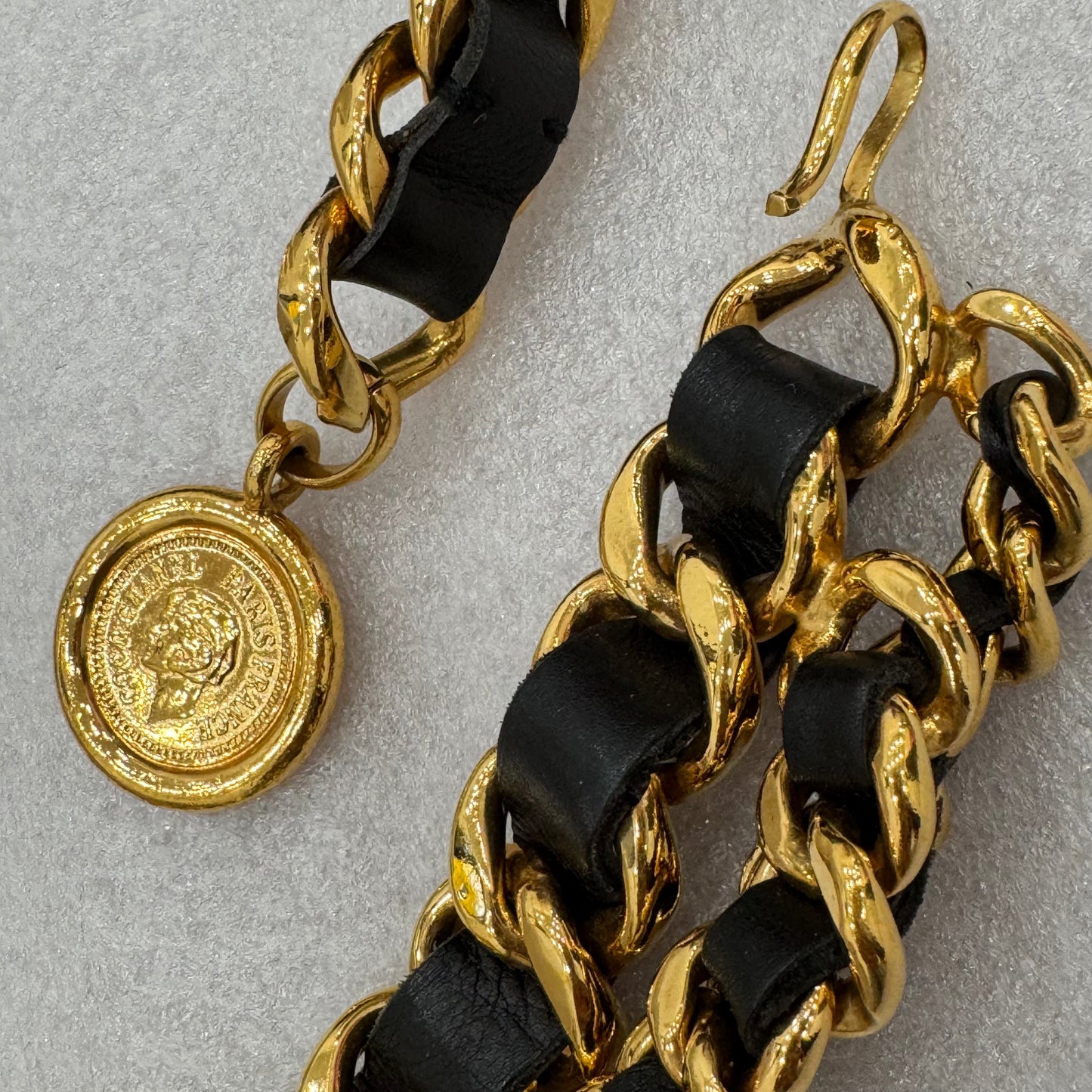 CHANEL gold toned necklace/belt