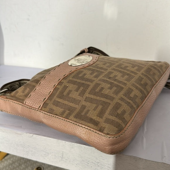 FENDI Canvas and leather FF monogram crossbody bag