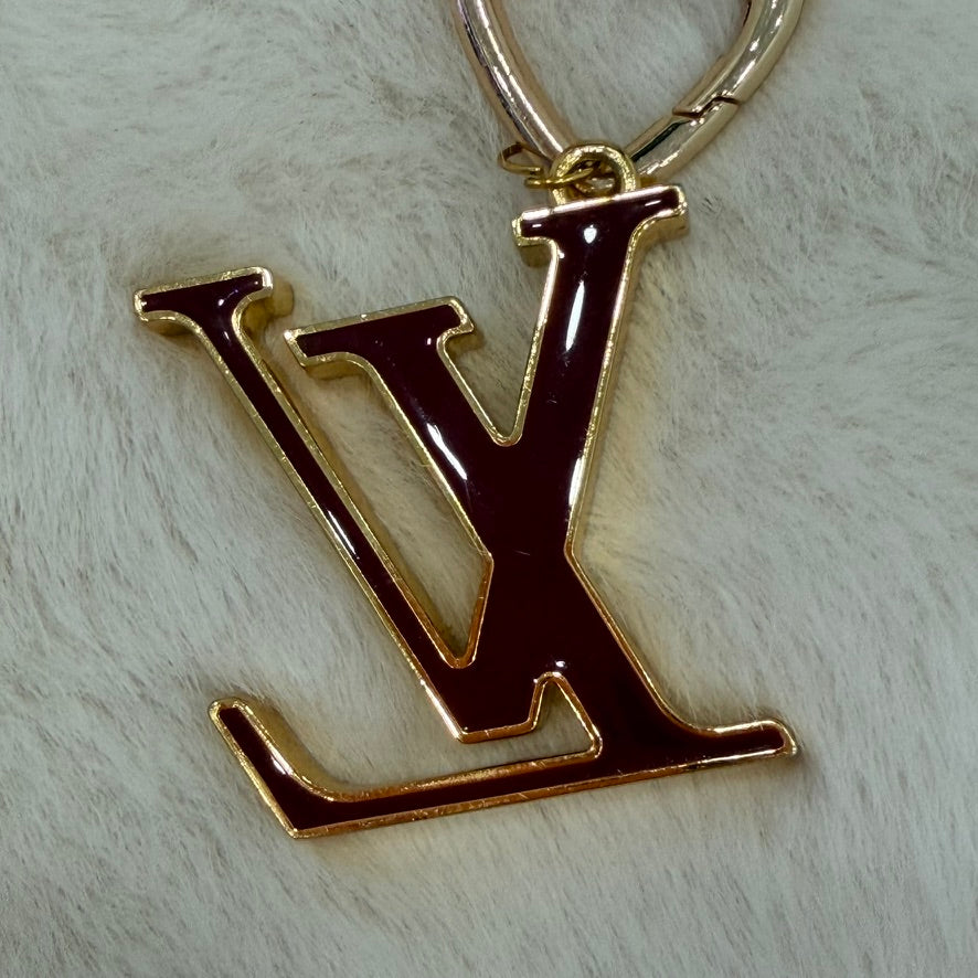 Louis Vuitton Facette Bag Charm with unbranded pearl chain