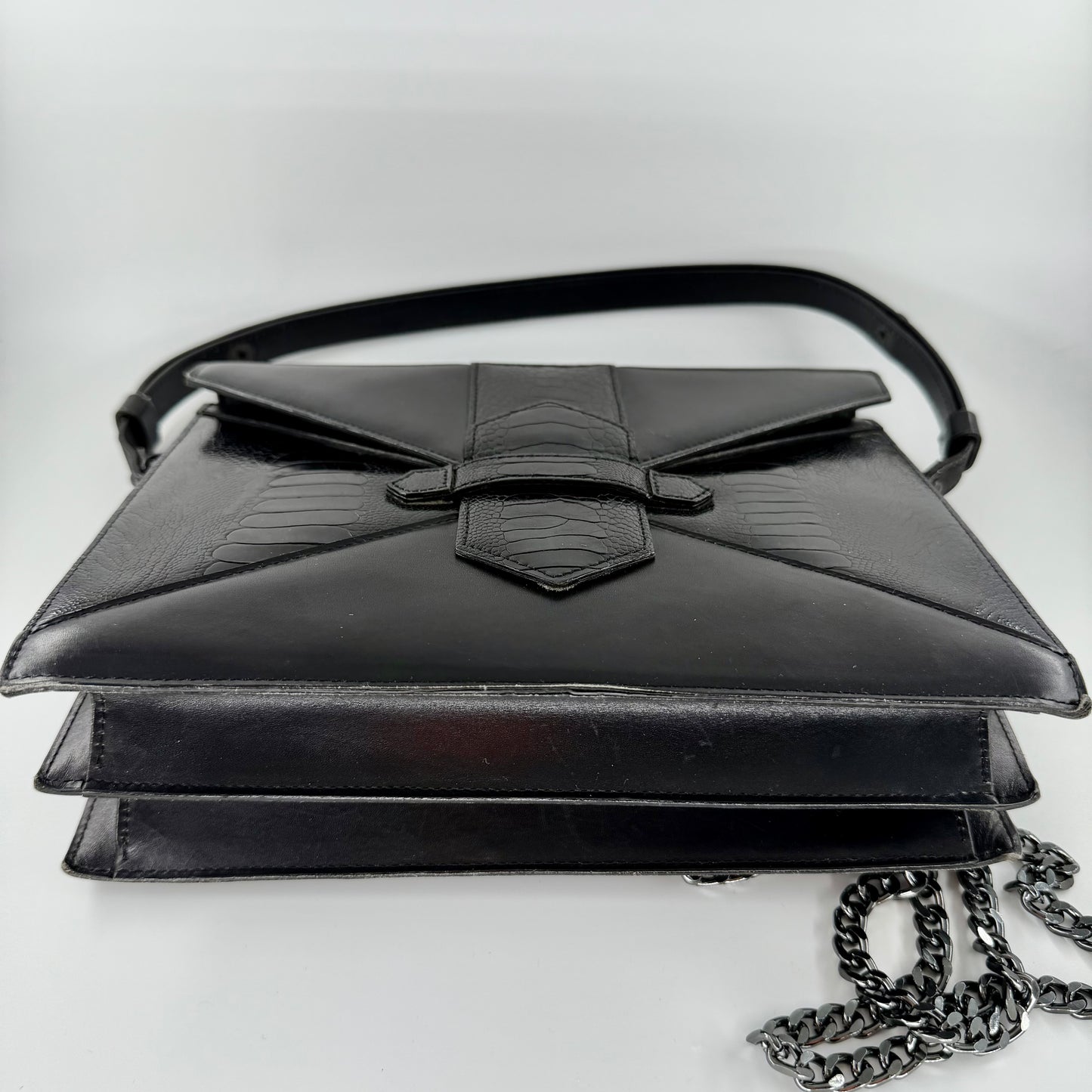 YSL Yves Saint Laurent Black Leather Shoulder Bag