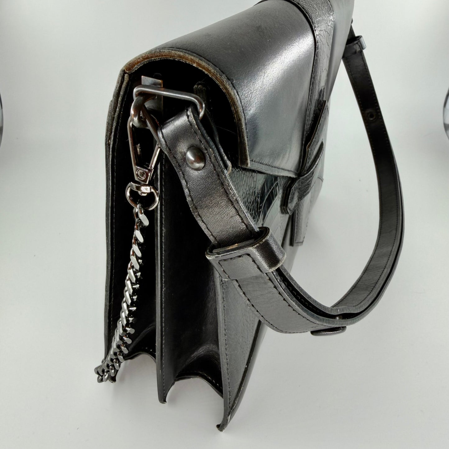 YSL Yves Saint Laurent Black Leather Shoulder Bag