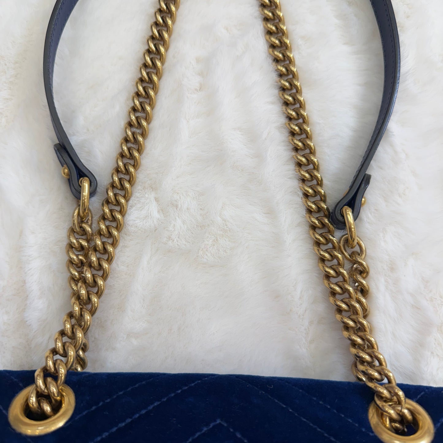 GUCCI Blue Marmont Quilted Crossbody/Shoulder Bag