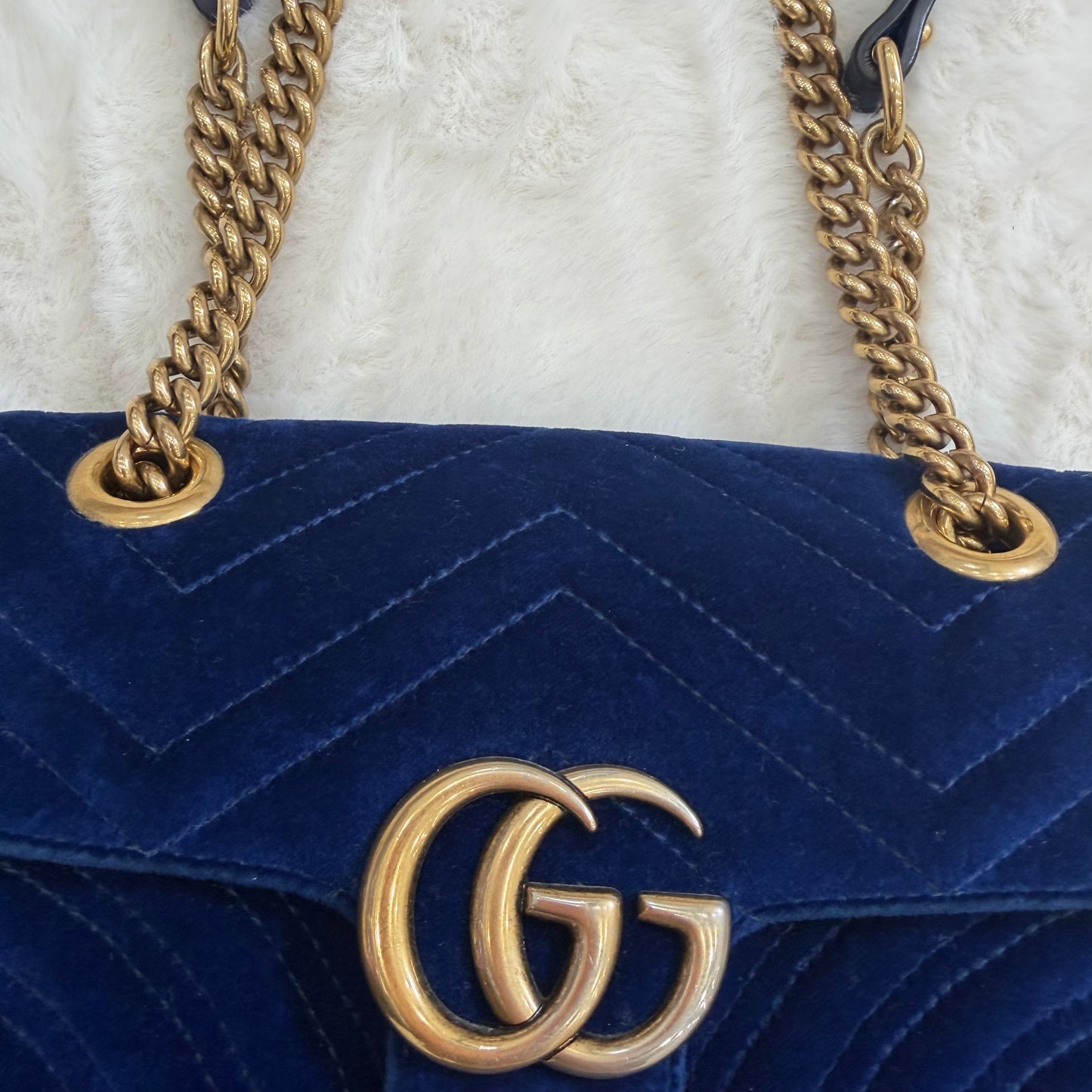 GUCCI Blue Marmont Quilted Crossbody/Shoulder Bag