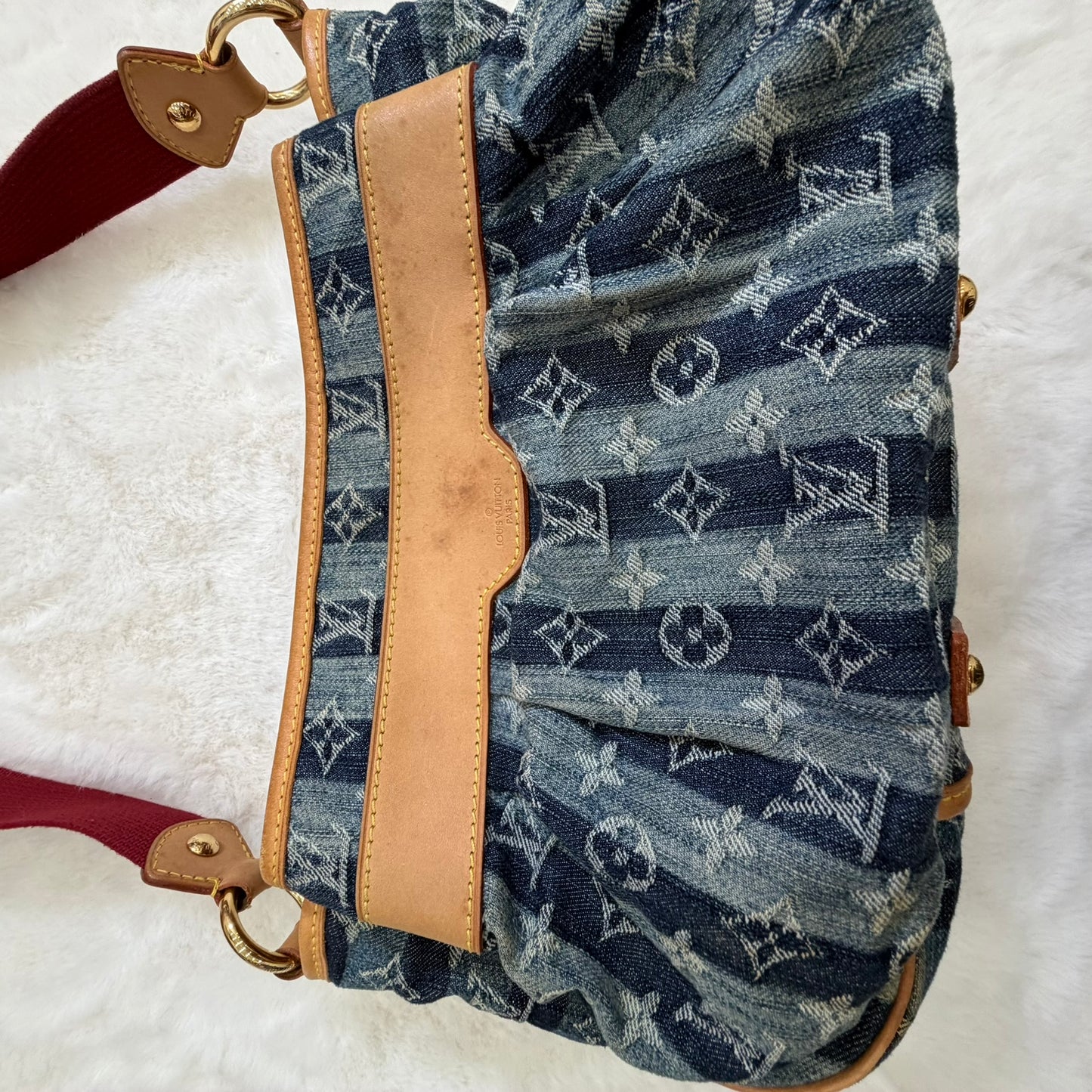Louis Vuitton Denim Raye Porte Epaule MM shoulder/crossbody bag.