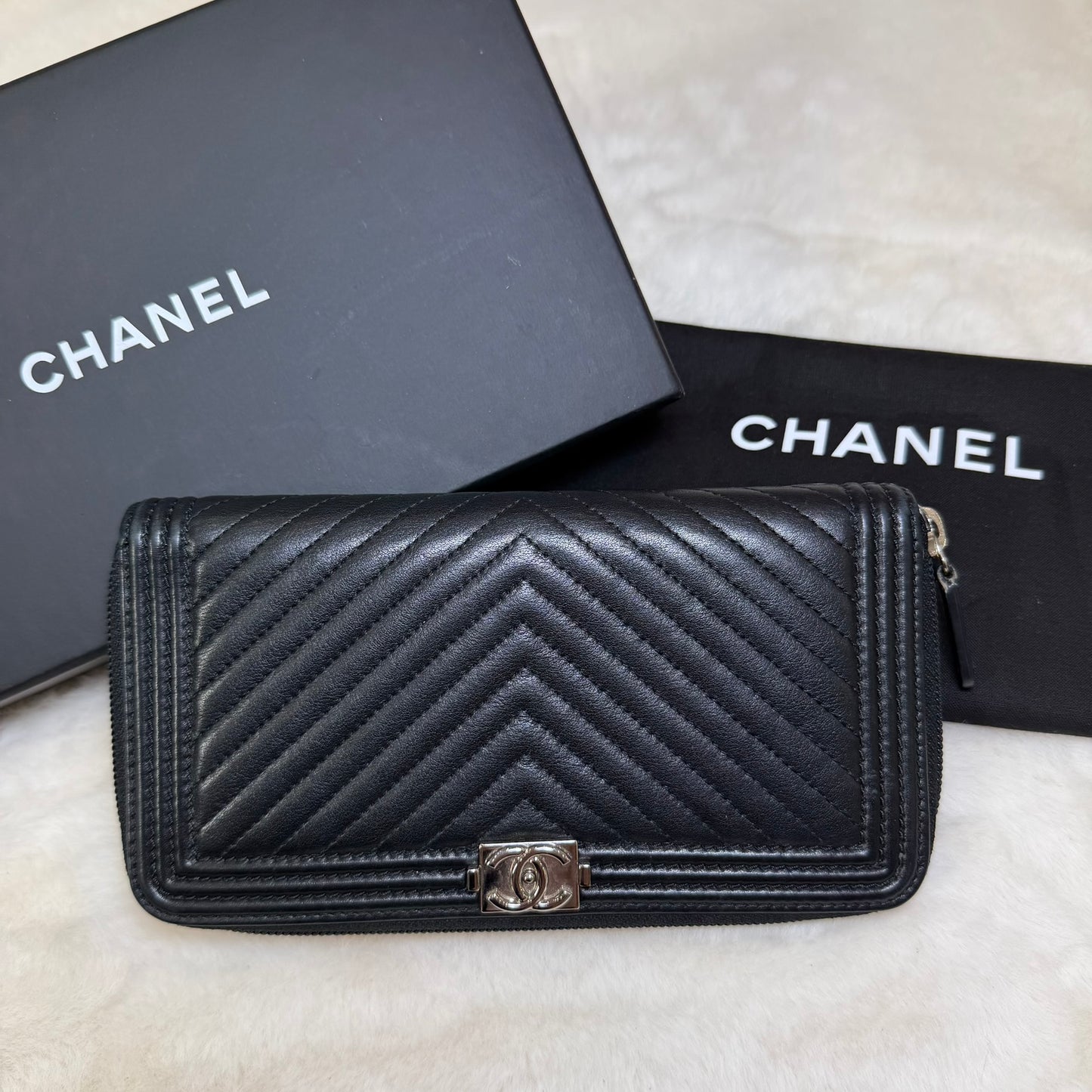Chanel Black Chevron Lambskin Boy Wallet
