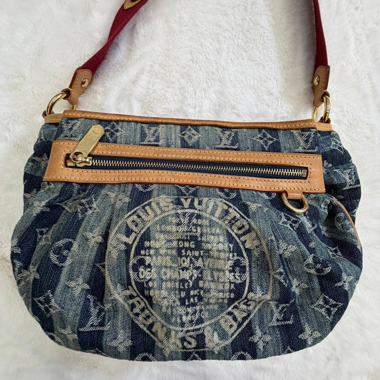 Louis Vuitton Denim Raye Porte Epaule MM shoulder/crossbody bag.