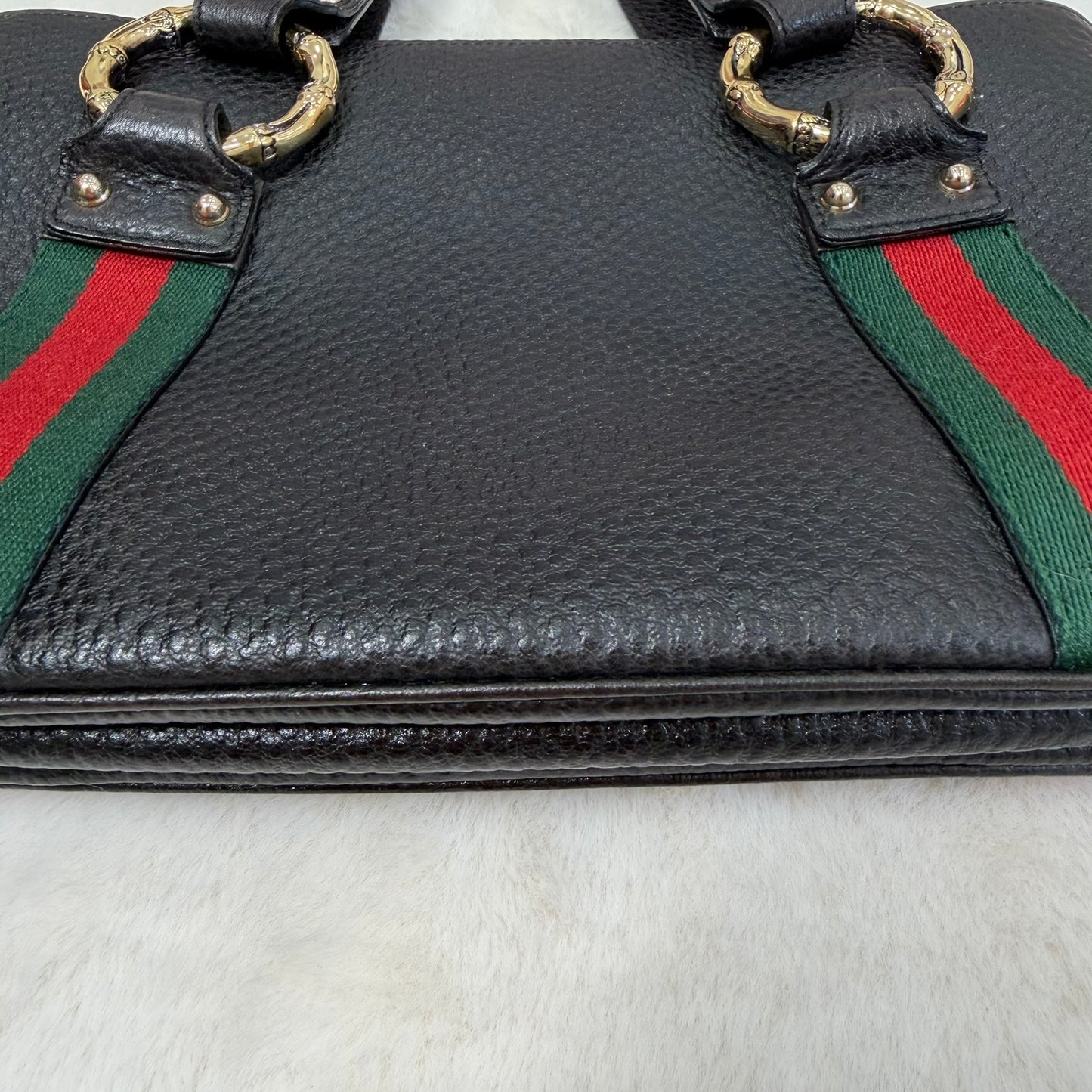 Gucci Black Pebbled Leather Vintage Sherry Line and Bamboo Ring Hand Bag