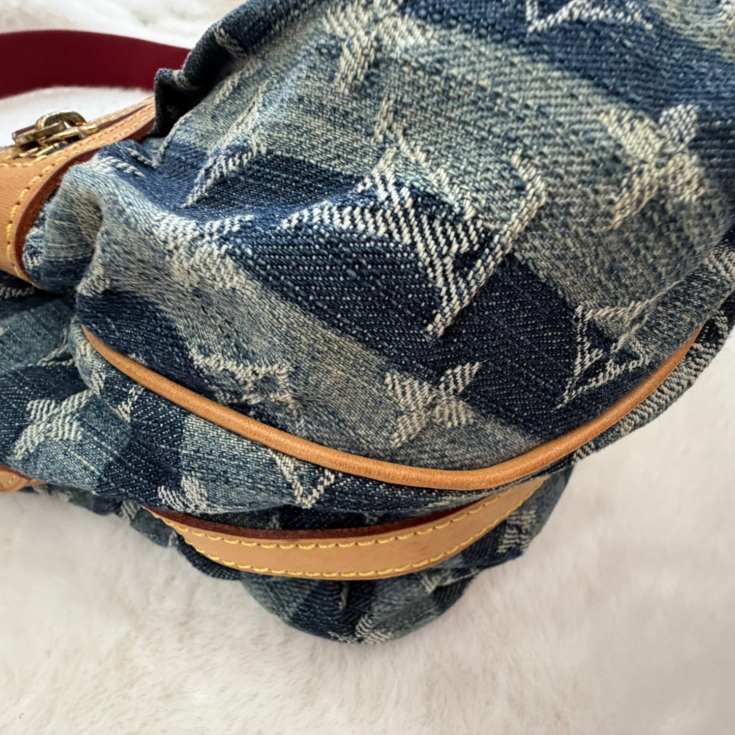 Louis Vuitton Denim Raye Porte Epaule MM shoulder/crossbody bag.
