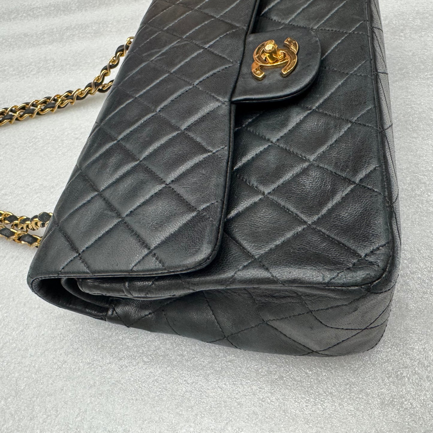 CHANEL Double Flap25 Quilted Lambskin w/Chain Shoulder Bag