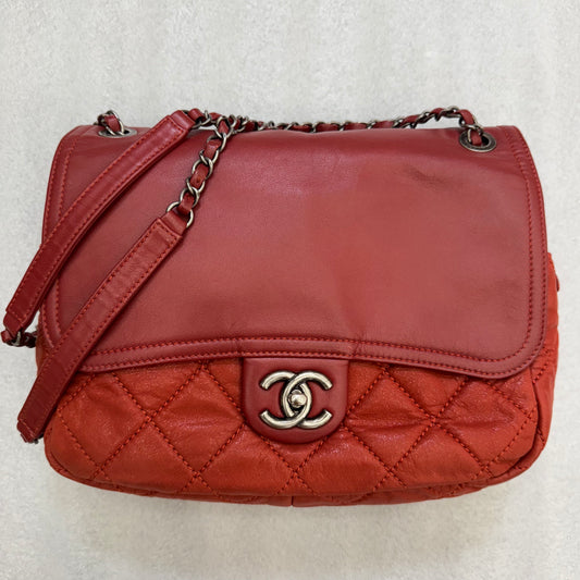 CHANEL Red Calfskin Shoulder Bag in the Mix Flap