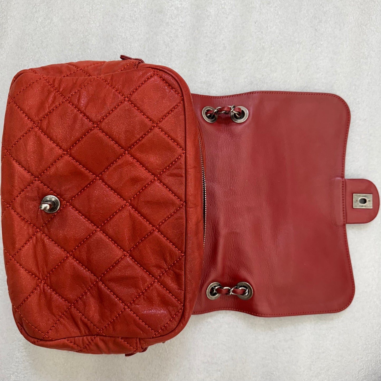 CHANEL Red Calfskin Shoulder Bag in the Mix Flap