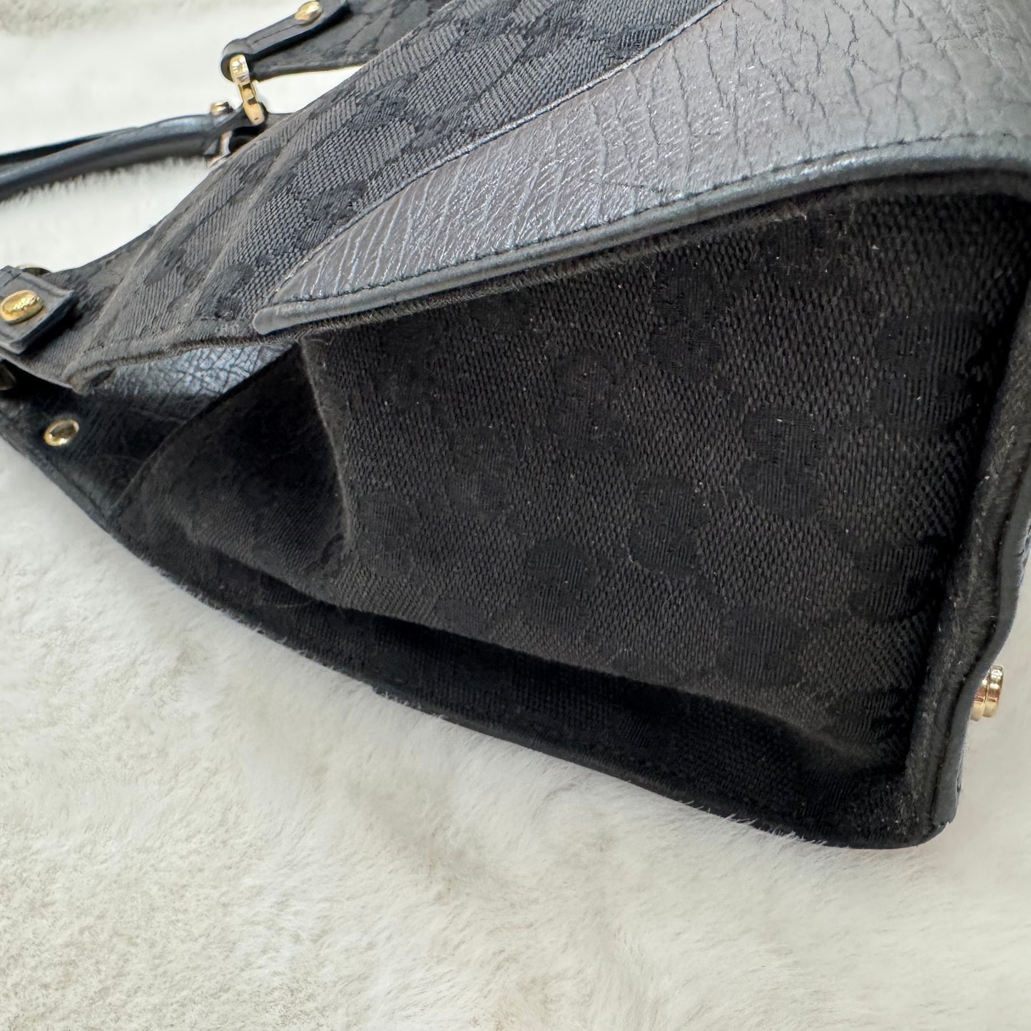 Gucci Black Monogram Junco Shoulder Bag