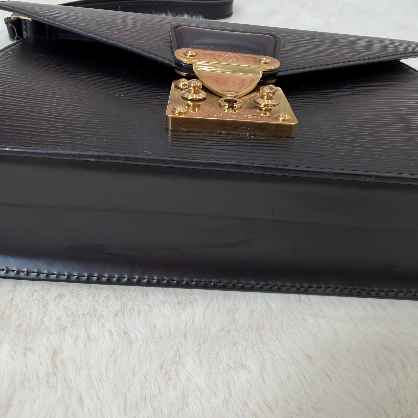 Louis Vuitton Black Epi Dragonne Clutch