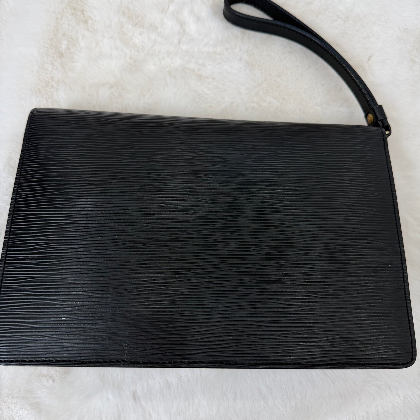 Louis Vuitton Black Epi Dragonne Clutch