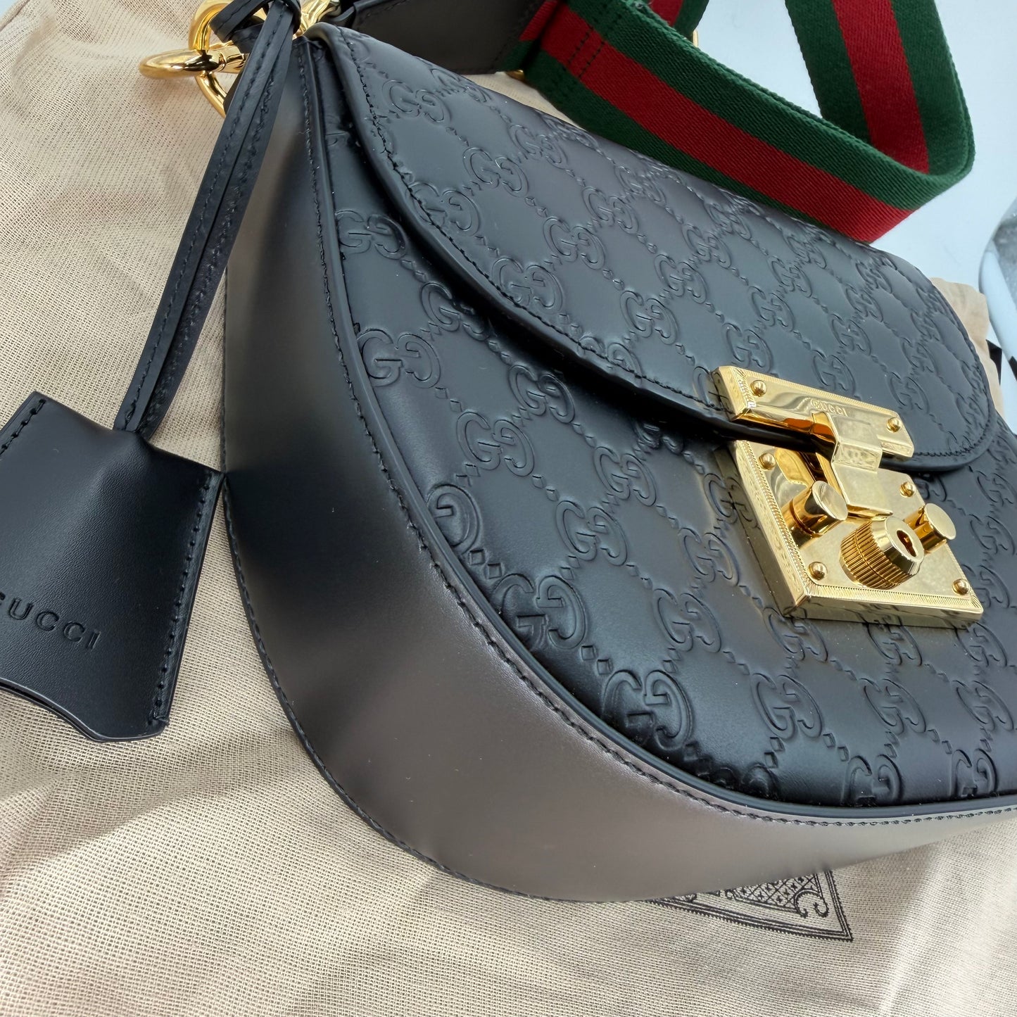 Gucci Black Guccissima Padlock Messenger Crossbody/Shoulder Bag (NEW)