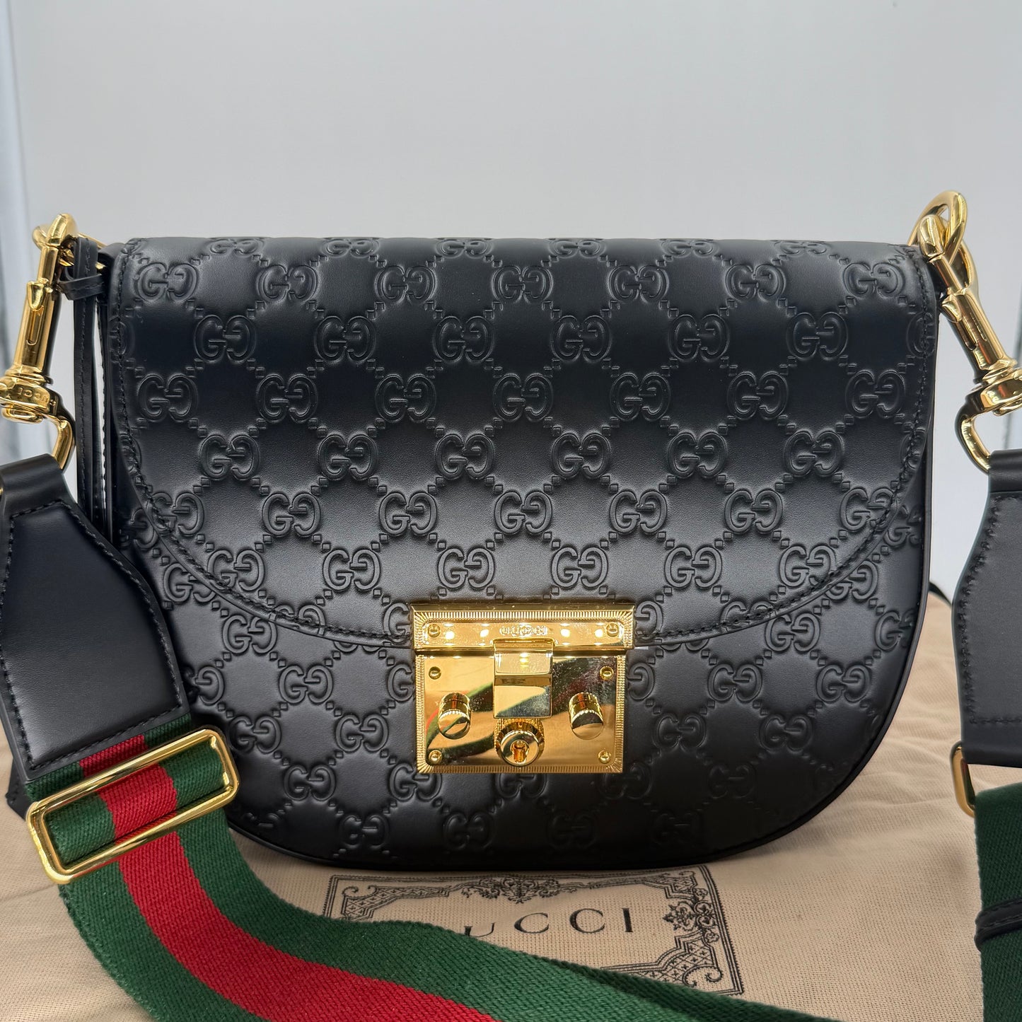 Gucci Black Guccissima Padlock Messenger Crossbody/Shoulder Bag (NEW)