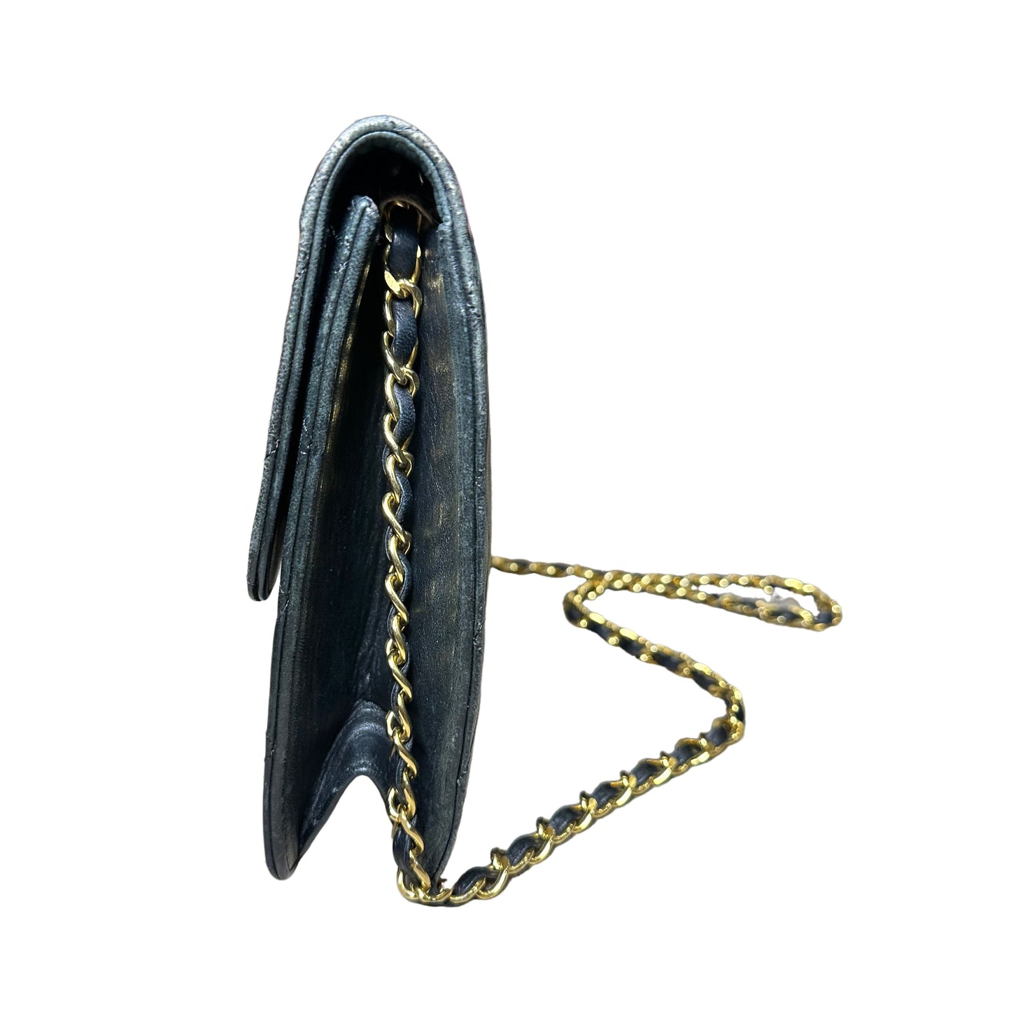 CHANEL Black quilted single flap Crossbody / Shoulder bag