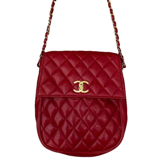 CHANEL Red Quilted Crossbody Bag with Gold Chain