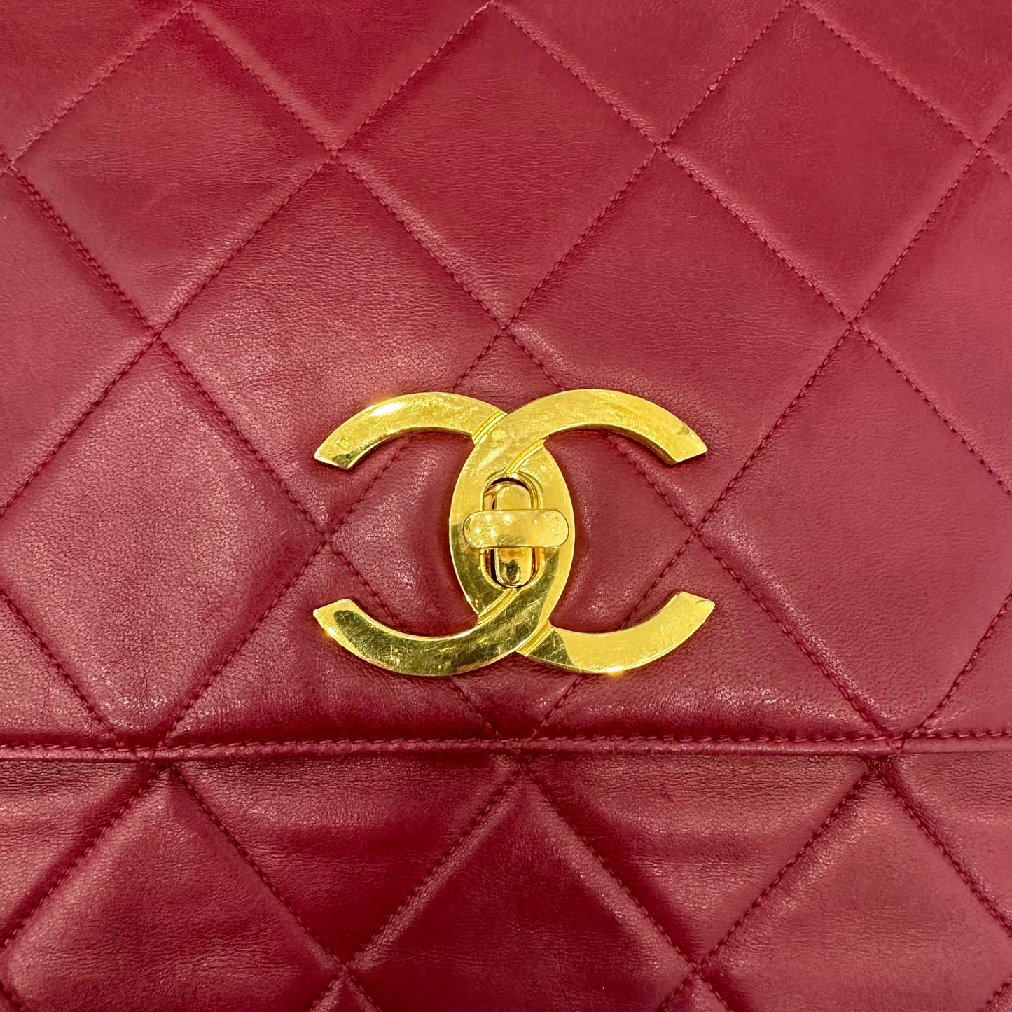 CHANEL Red CC Quilted Lambskin Crossbody/Messenger Bag