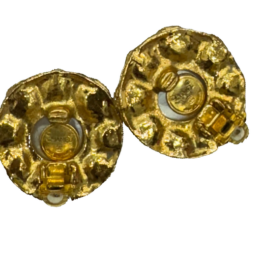 CHANEL Flower Pearl Earring