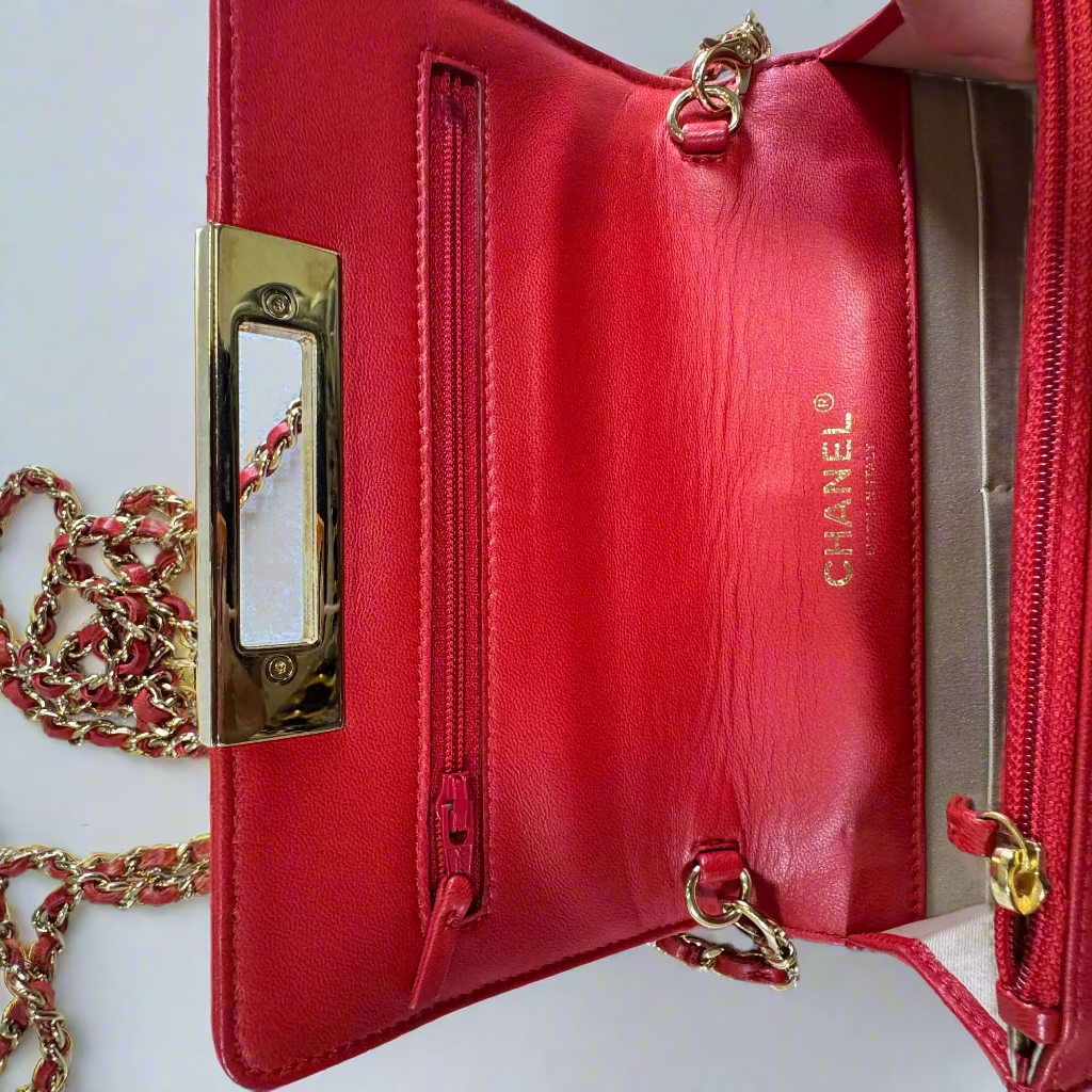CHANEL large CC Logo clasp quilted red leather crossbody bag