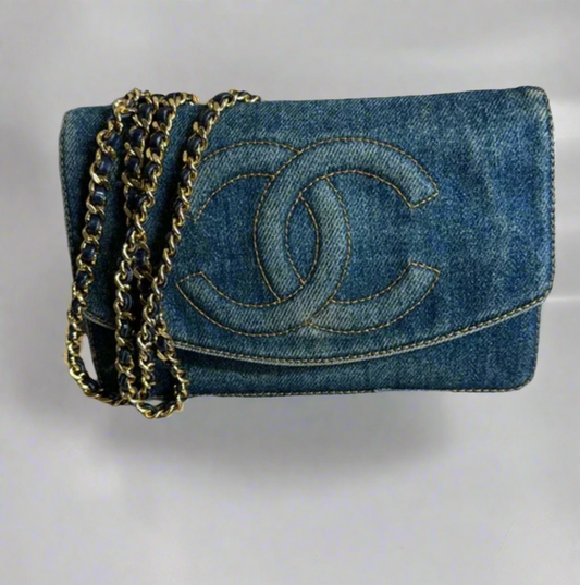 CHANEL blue denim crossbody bag / wallet on chain WOC