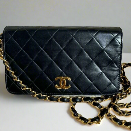 CHANEL Black Quilted Lambskin MINI Single Flap Crossbody / Shoulder Bag