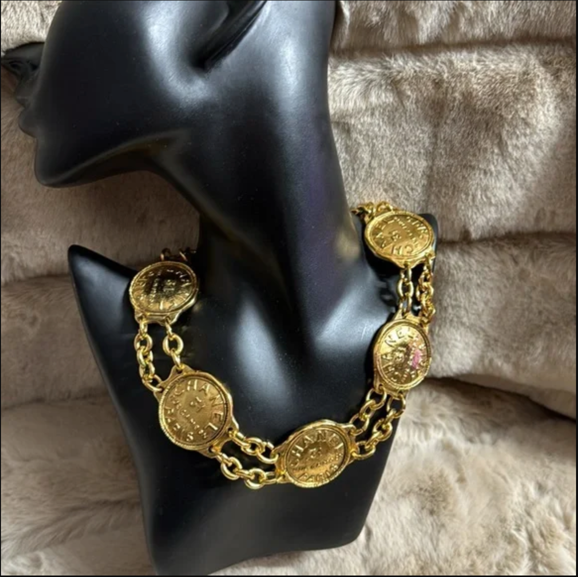 Authentic CHANEL gold toned medallion and Link chain necklace