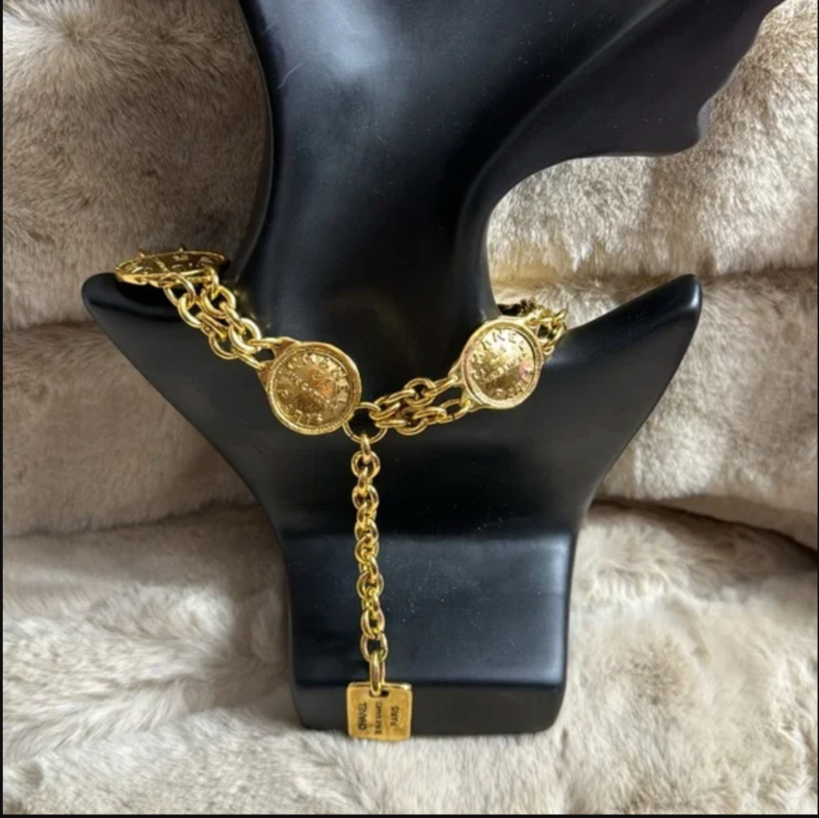 Authentic CHANEL gold toned medallion and Link chain necklace