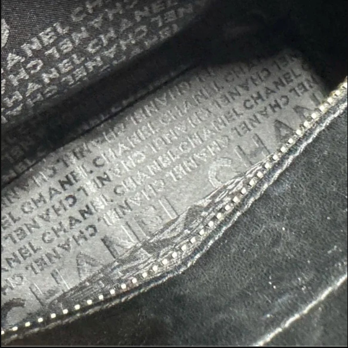 CHANEL Black lambskin Chocolate bar tote