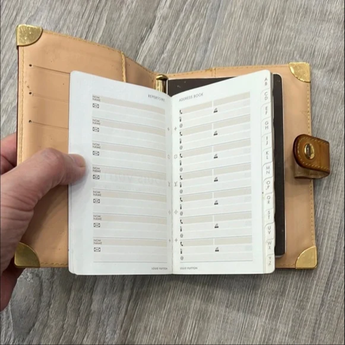 Louis Vuitton White Murakami Agenda Planer Cover