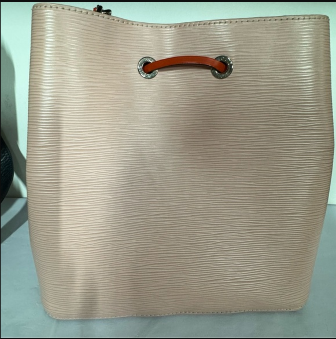 Louis Vuitton Pink/Red EPI  Noe Crossbody/Shoulder bag MM