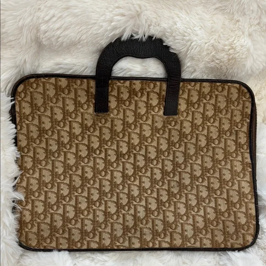 Dior CD Vintage Portfolio Business Case