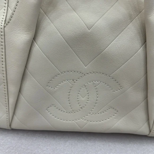 CHANEL CC cream chevron Boston bowler bag