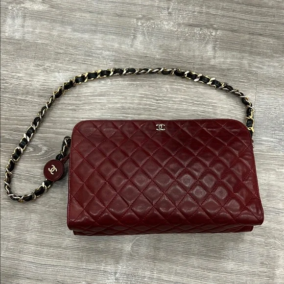 CHANEL Red Quilted Clutch Bag with Chain Strap