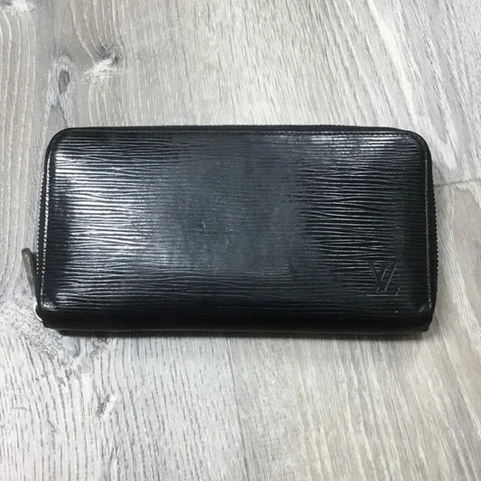 Louis Vuitton Black Epi Leather Zippy Wallet